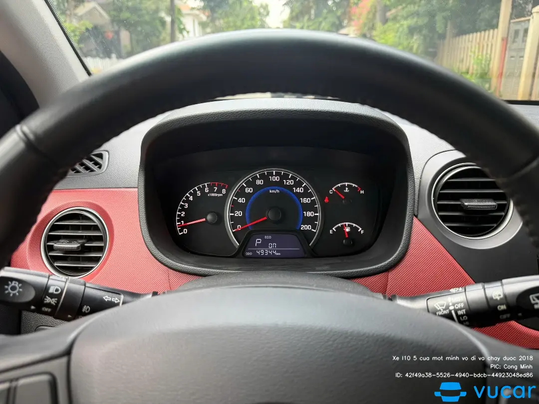 Xe I10 5 cửa một mình vợ đi và chạy được 2018 - Nội thất 3