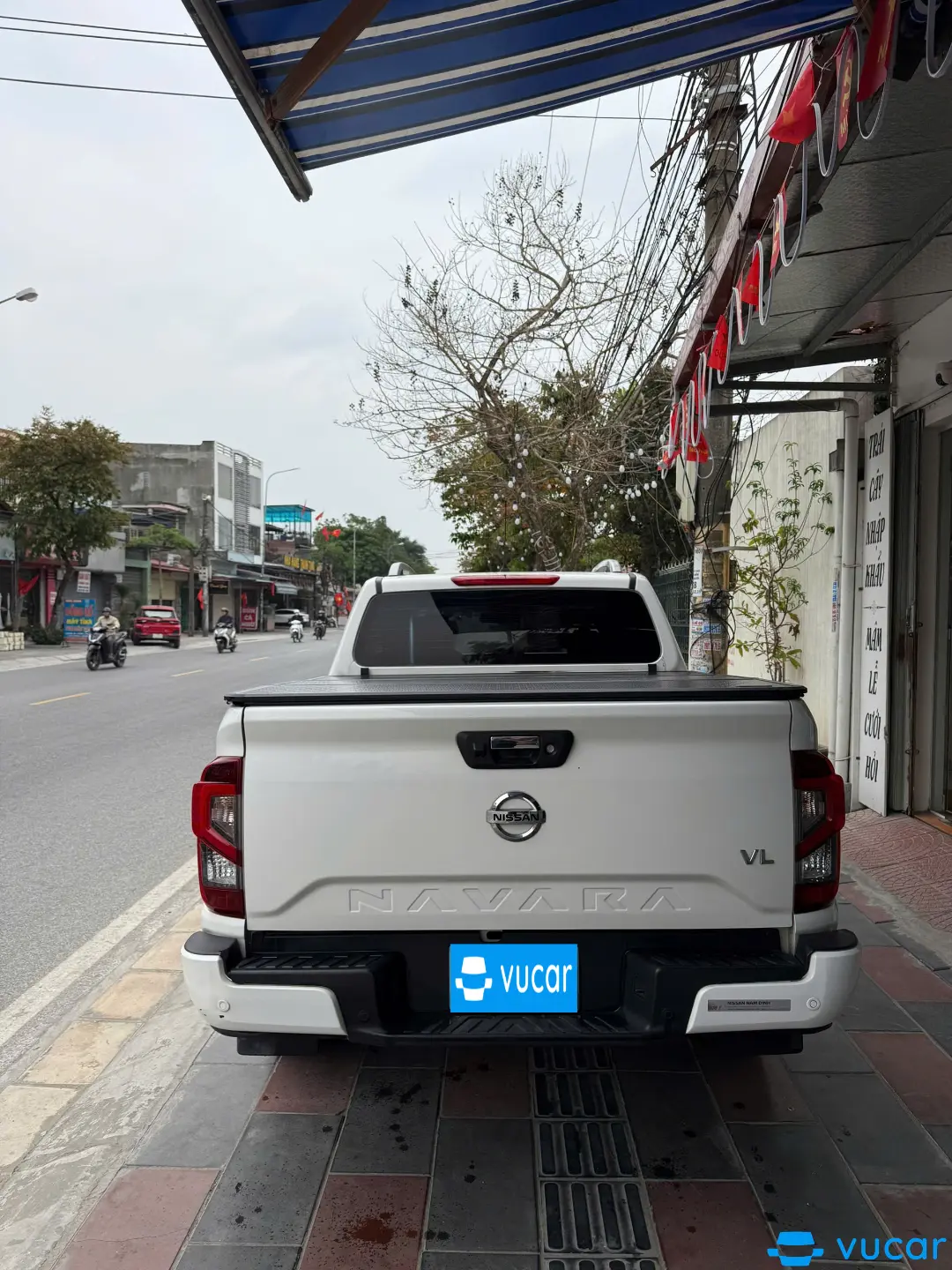 Nissan Navara VL 4WD 2022 - Ngoại thất 4
