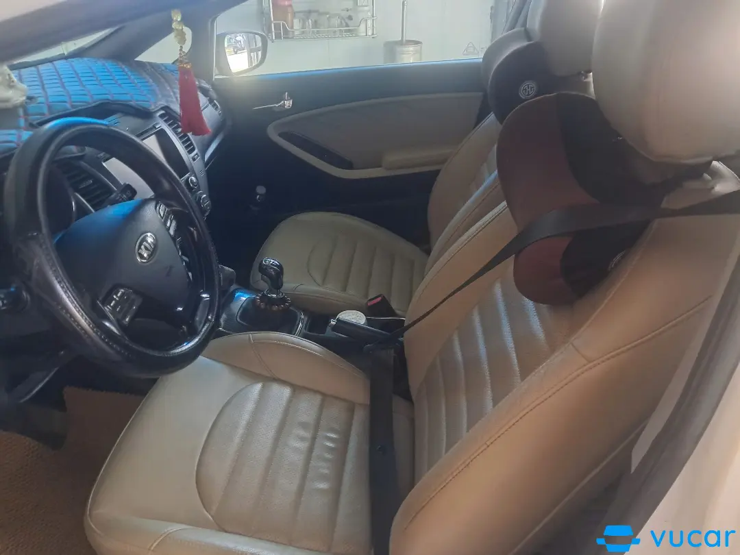 Kia Cerato 1.6G MT 2018 - Nội thất 3