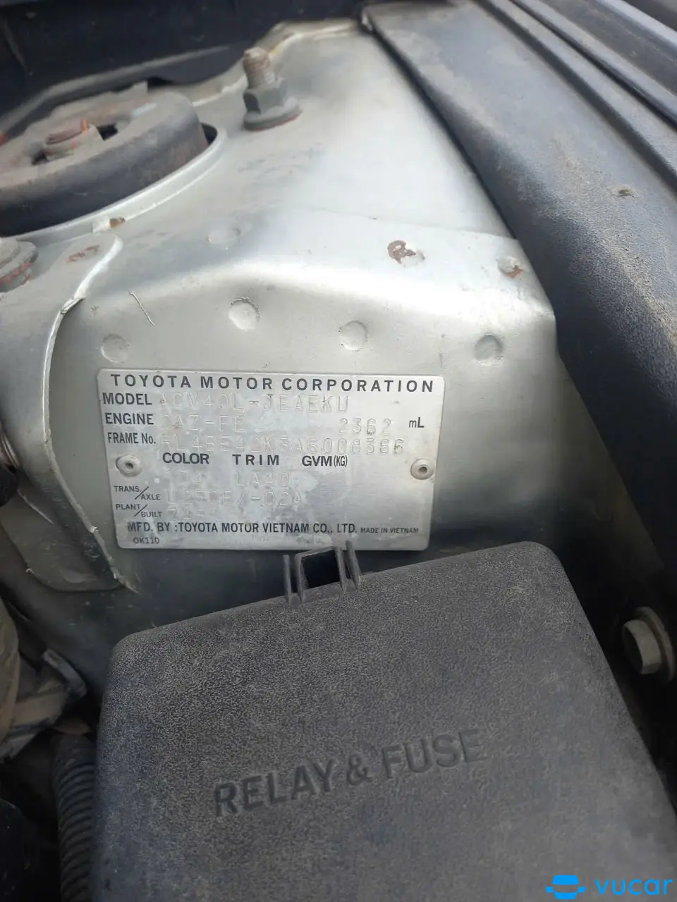 Toyota Camry 2.4 2010 - Khoang động cơ 10