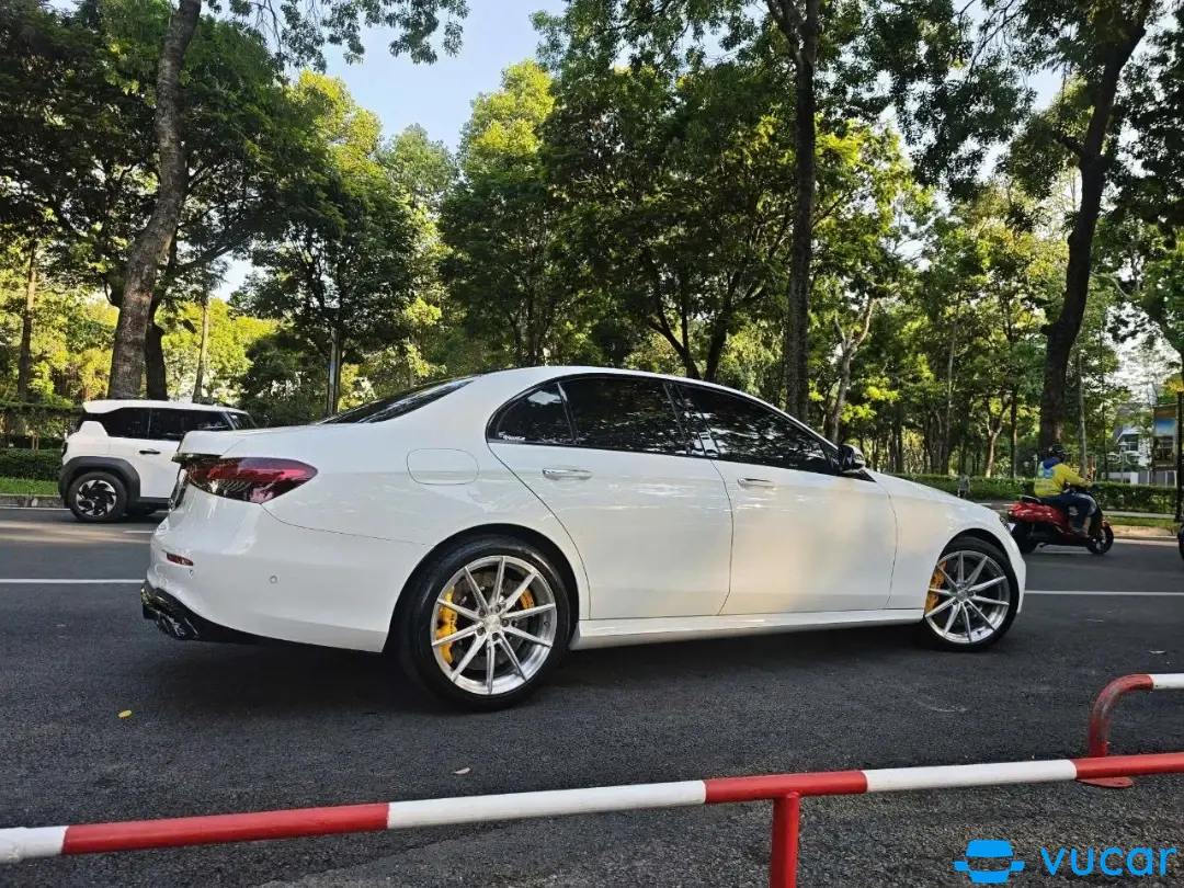 Mercedes E class E300 AMG 2024 - Ngoại thất 34