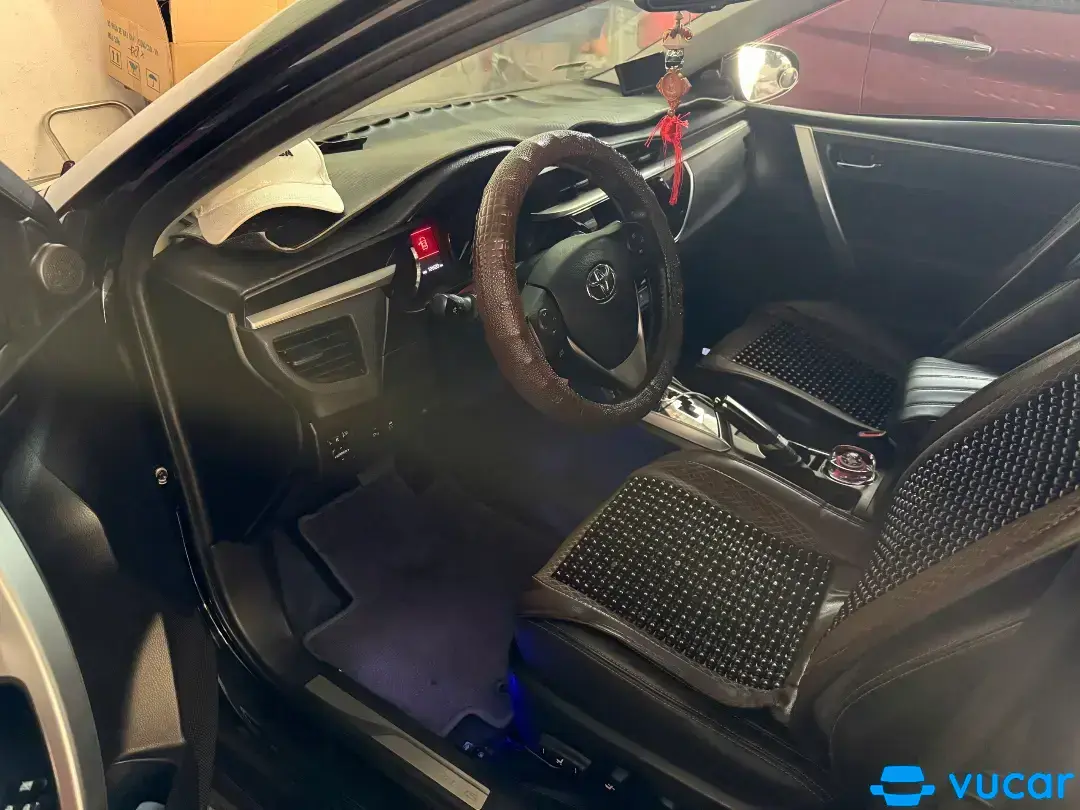 Altis 2.0 mầu đen, 2015 - Nội thất 2