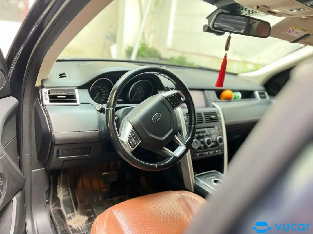  Landrover Discovery HSE Luxury 2015 - Nội thất 1