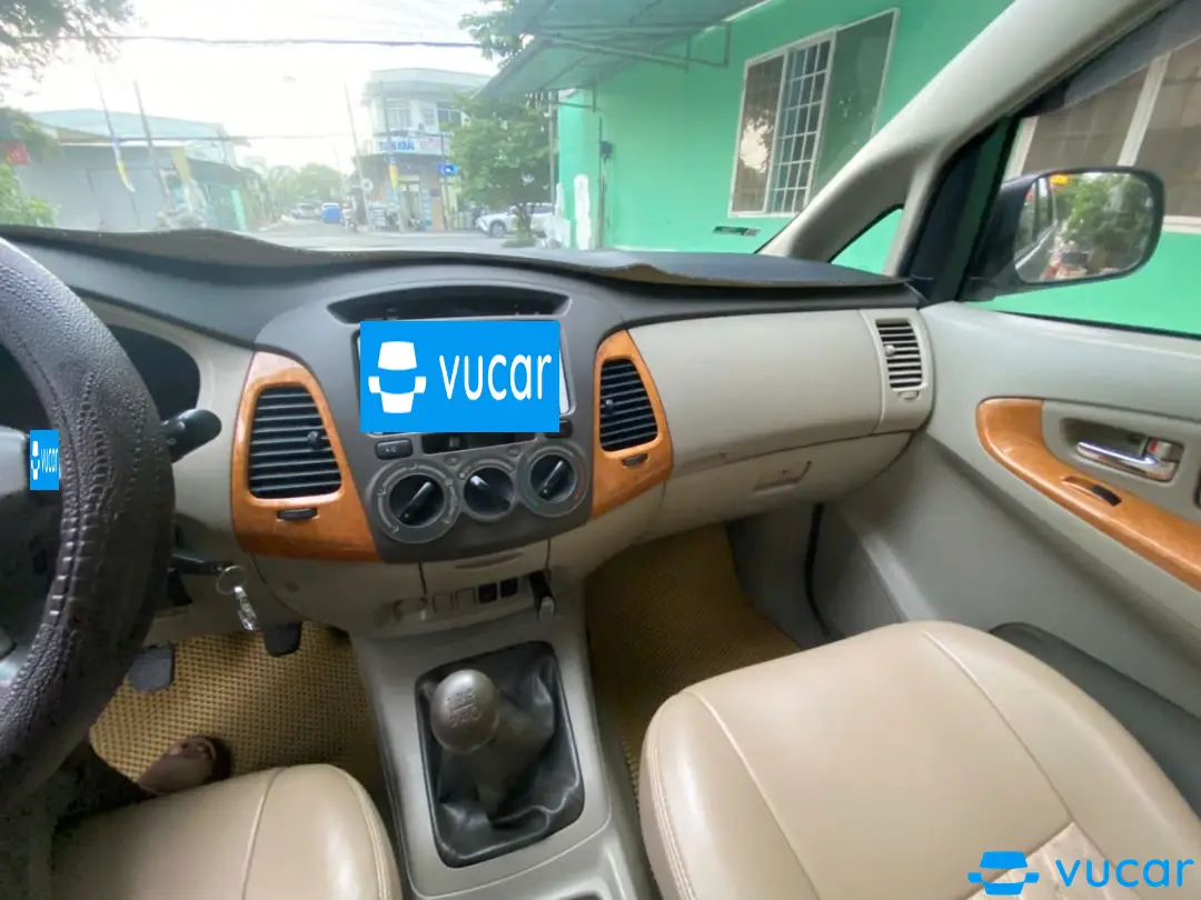 Toyota Innova G 2009 - Nội thất 9
