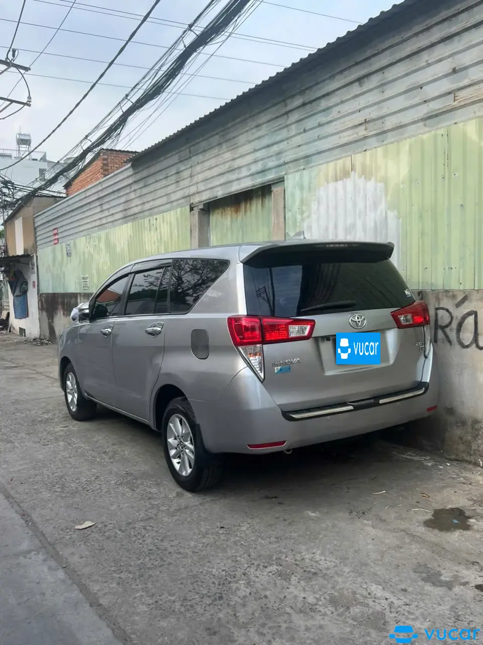 Toyota Innova 2.0E 2017 - Ngoại thất 4