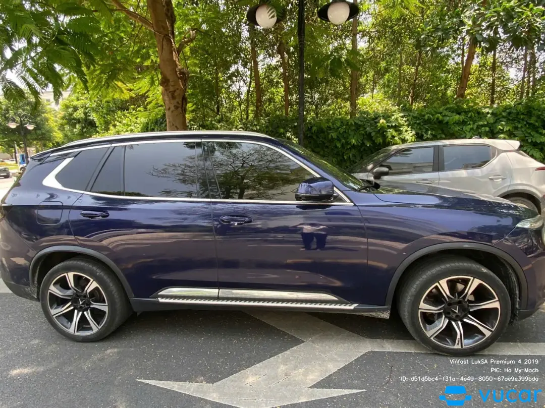 Vinfast LuxSA Premium 4 2019 - Ngoại thất 3
