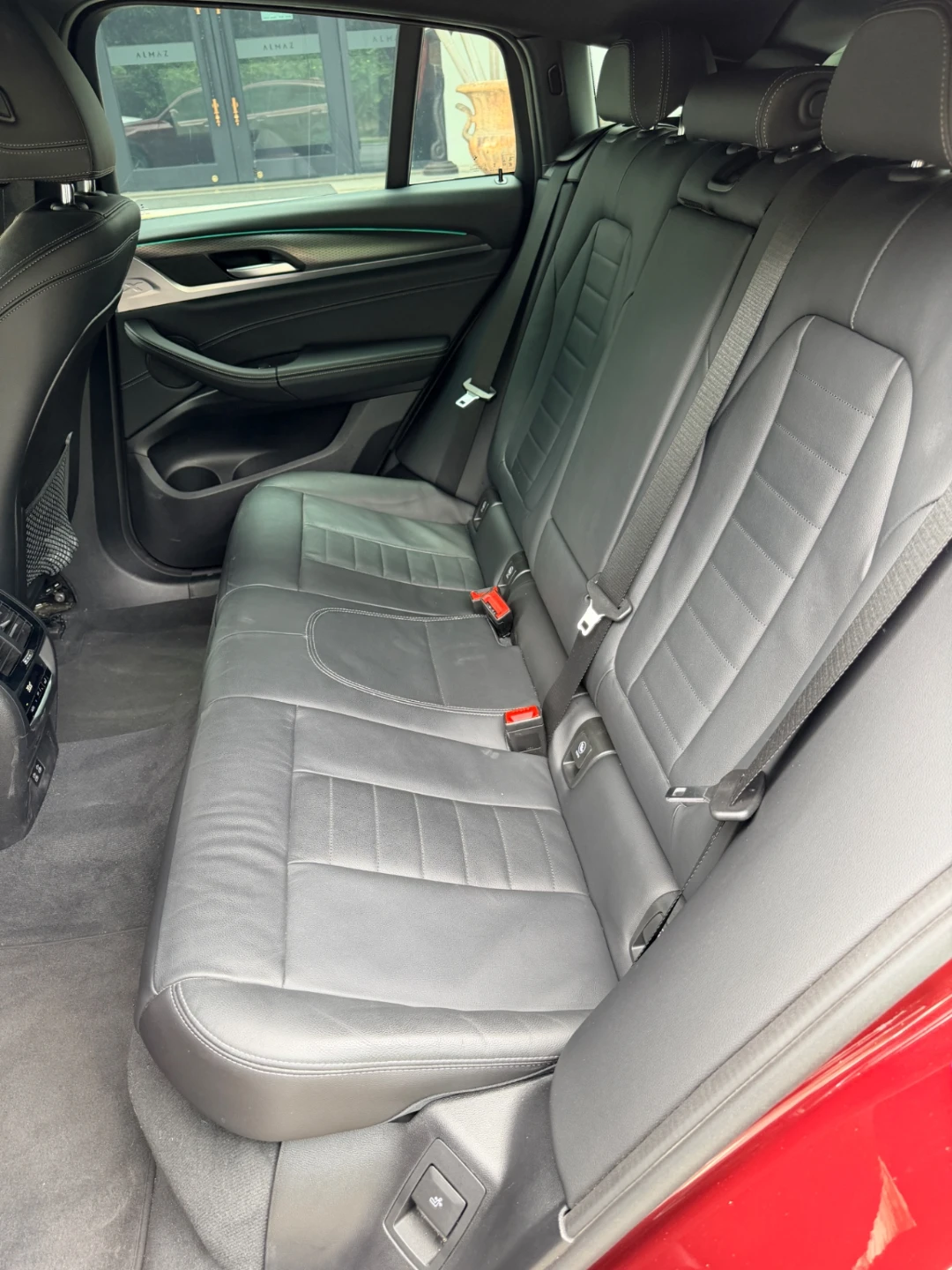 BMW X4 xDrive20i M Sport 2023 - Nội thất 3
