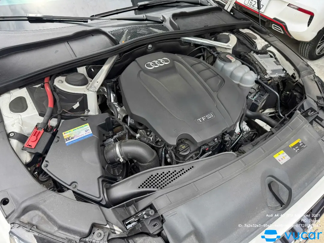 Audi A4 40 TFSI Advanced 2020 - Khoang động cơ 2