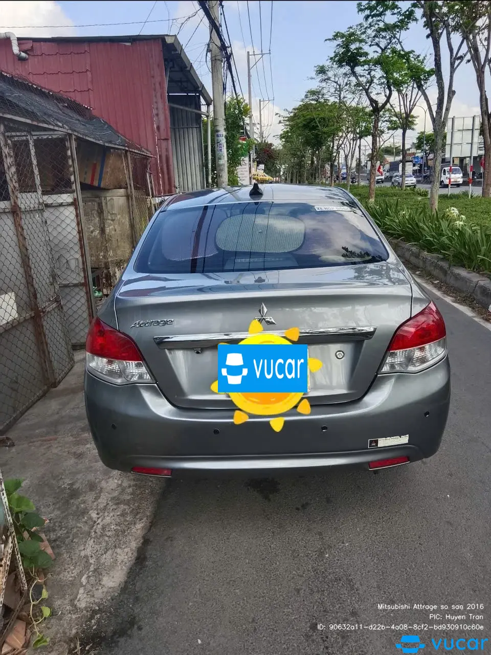 Mitsubishi Attrage số sàn 2016 - Ngoại thất 1