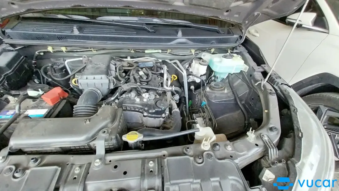 Toyota Rush 1.5S AT 2018 - Khoang động cơ 2