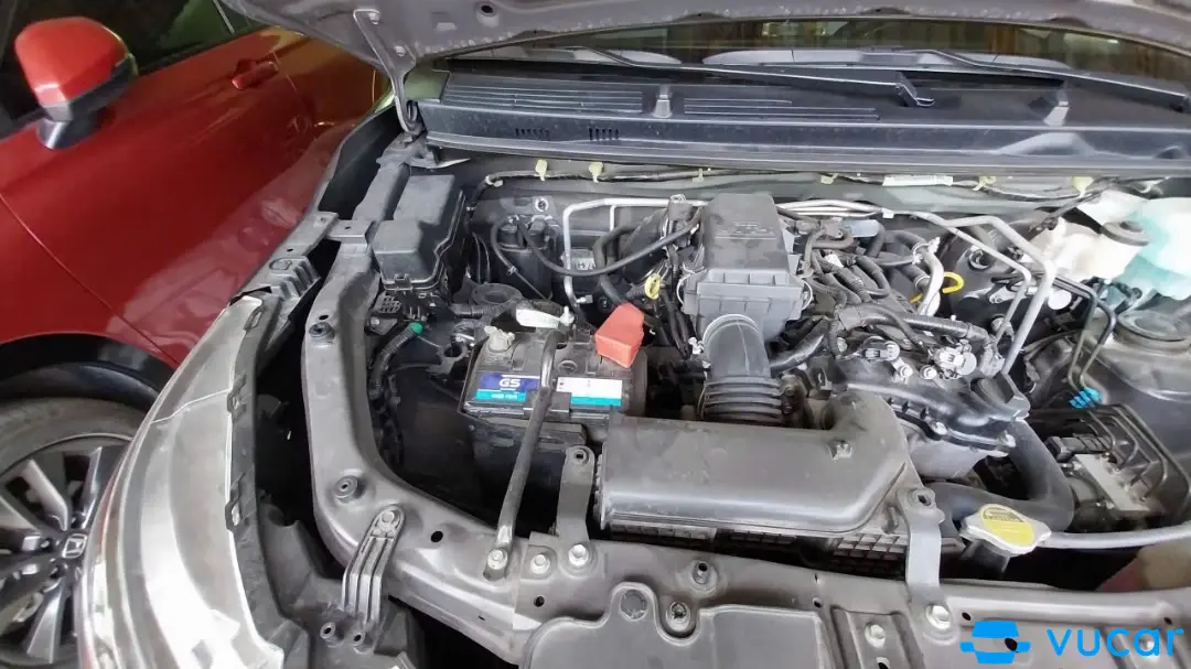 Toyota Rush 1.5S AT 2018 - Khoang động cơ 1