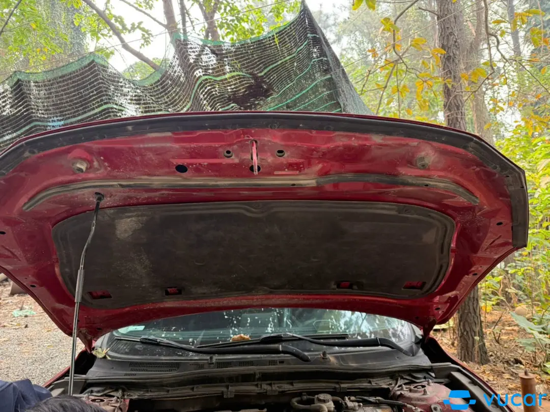 mazda 3 2019  - Khoang động cơ 13