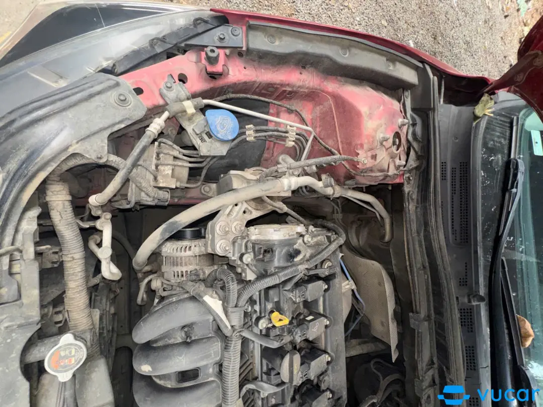 mazda 3 2019  - Khoang động cơ 2