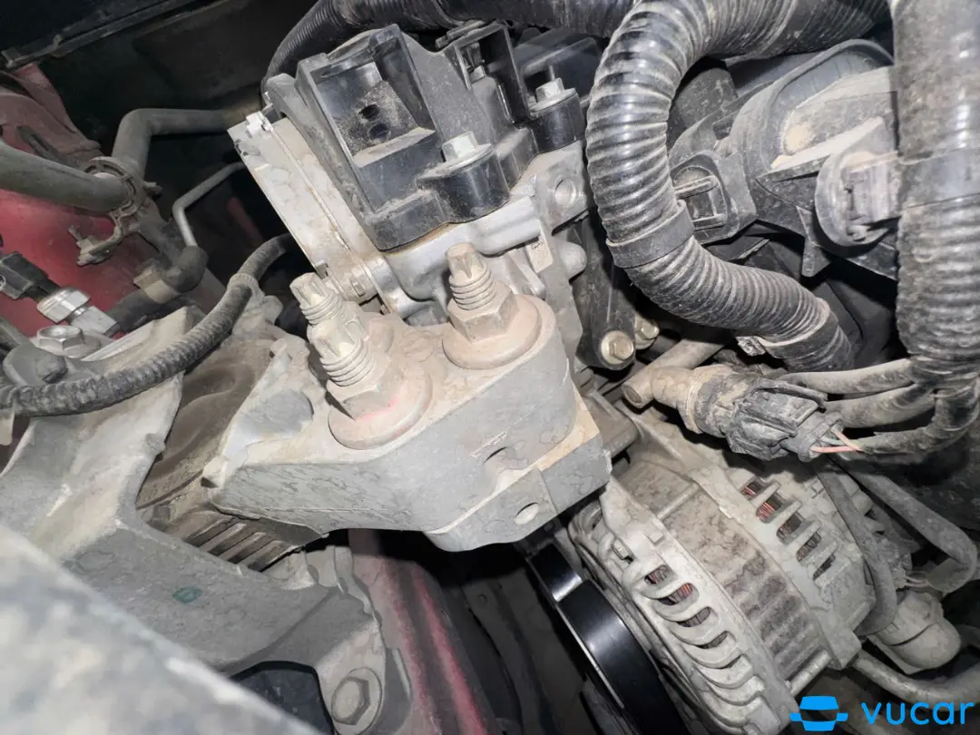 mazda 3 2019  - Khoang động cơ 7
