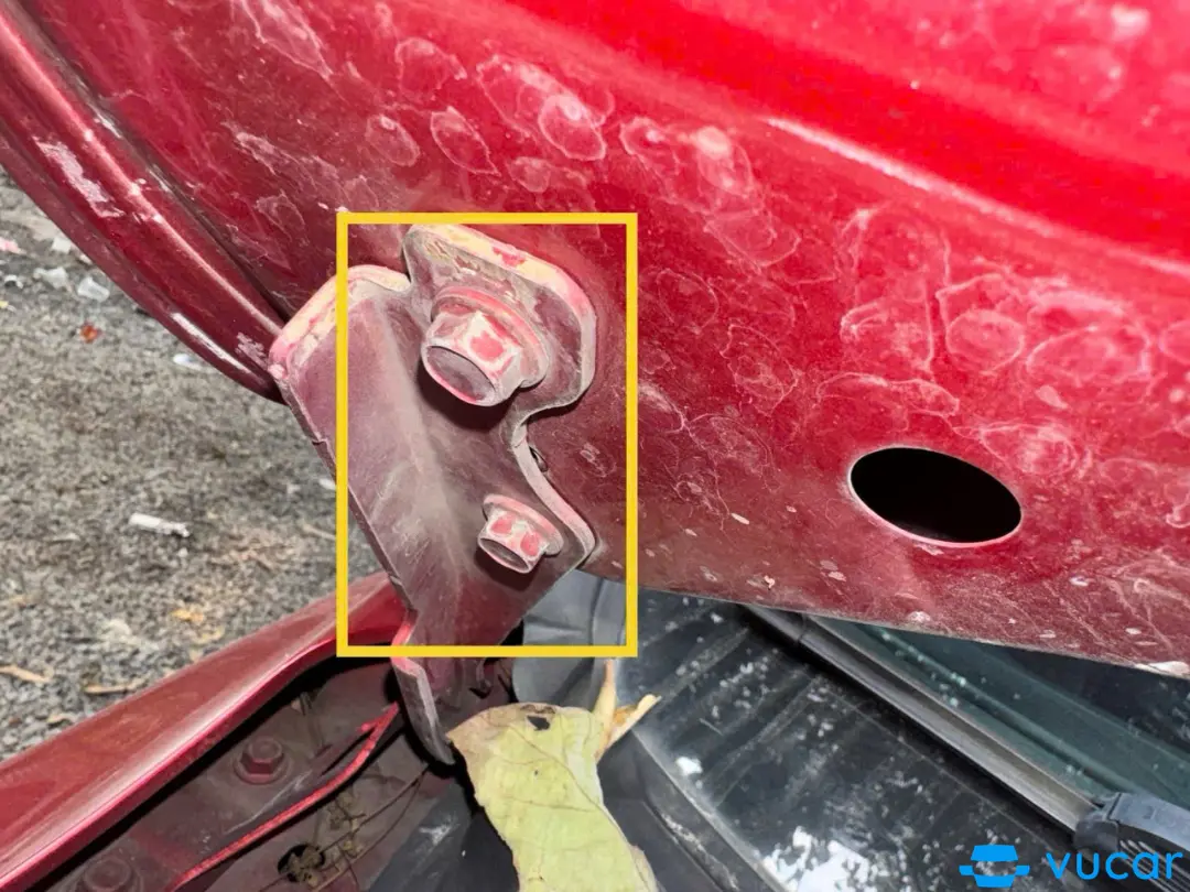 mazda 3 2019  - Khoang động cơ 8
