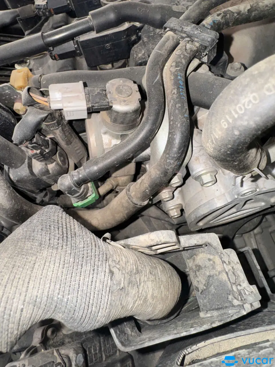 mazda 3 2019  - Khoang động cơ 11
