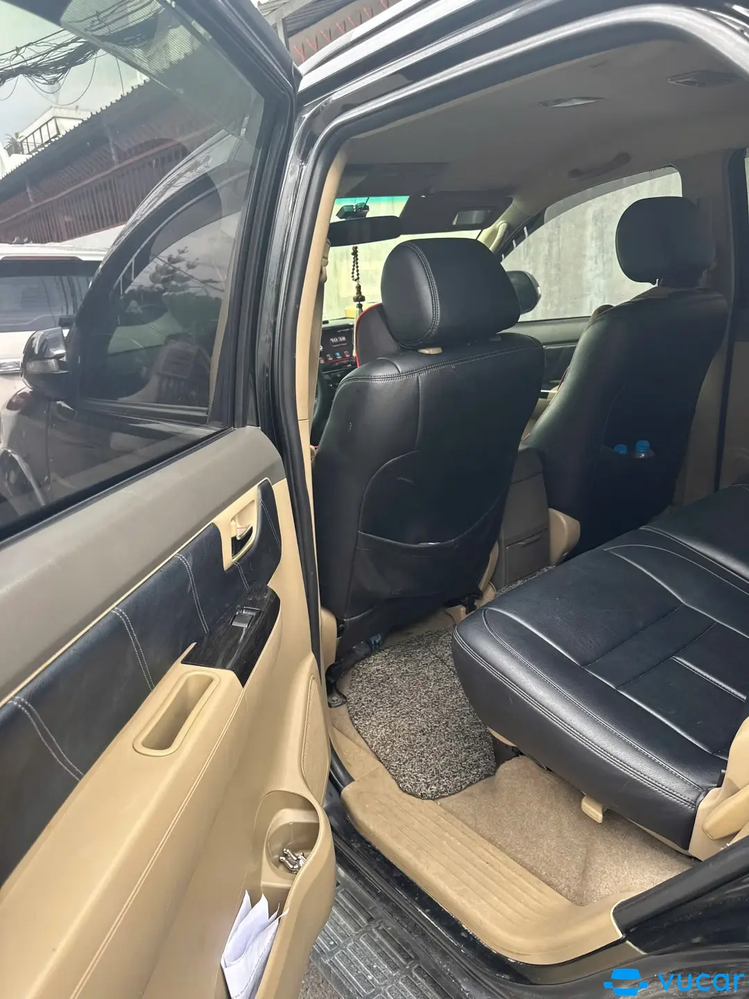 Toyota Fortuner 2.7V 4x2 AT 2013 - Nội thất 2