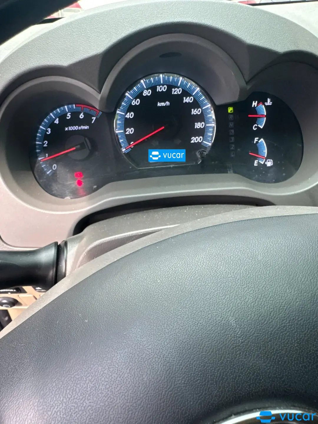 Toyota Fortuner 2.7V 4x2 AT 2013 - Nội thất 9