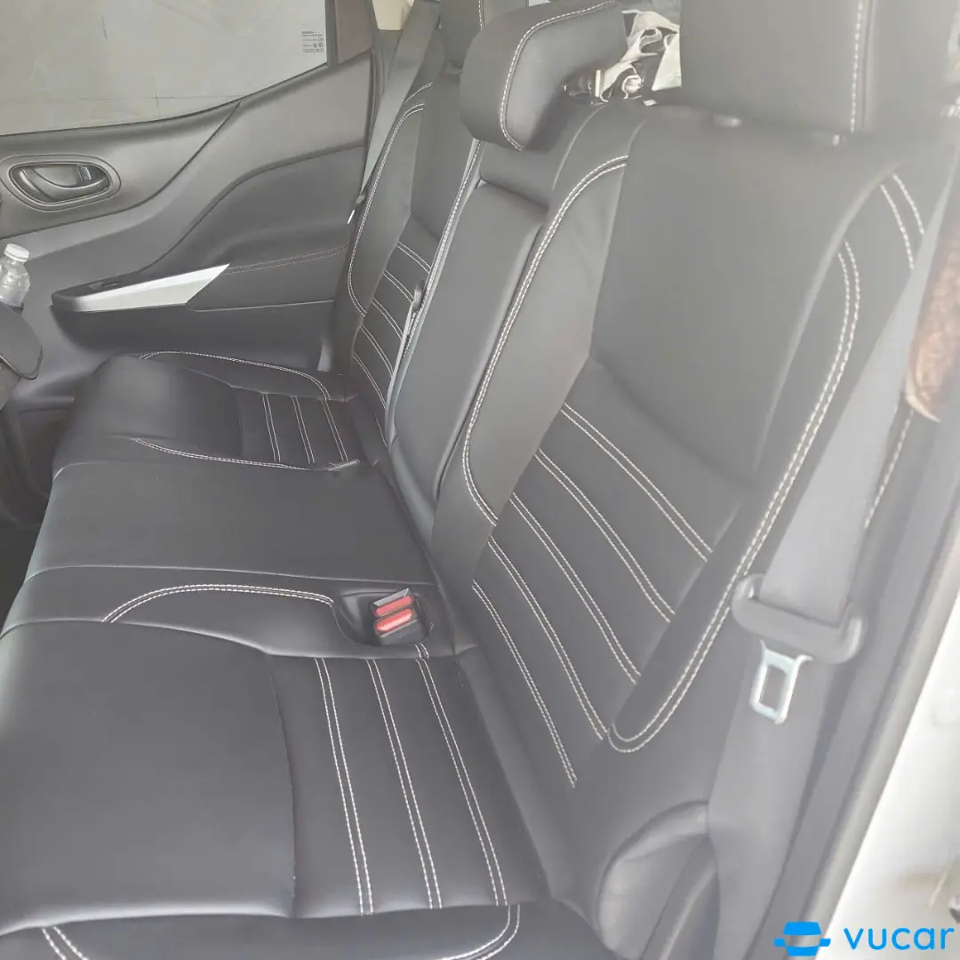 Nissan Navara 2024 EL 2.3 AT 2WD - Nội thất 4