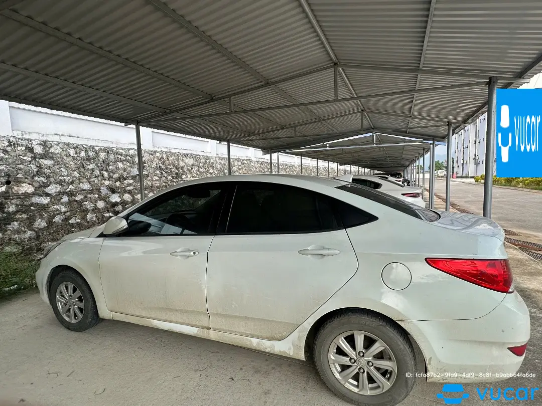 Ảnh xe Hyundai Accent Số sàn bản thiếu 2011 - ảnh 2