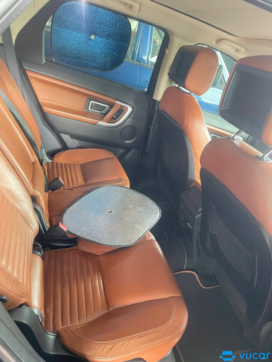 Landrover Discovery sport HSE Luxury 2015 - Nội thất 7