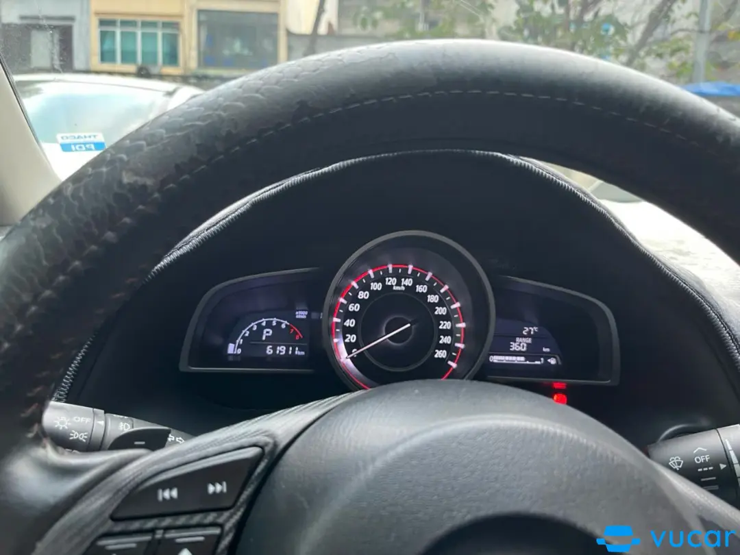 Mazda 3 1.5 AT 2016 - Nội thất 5