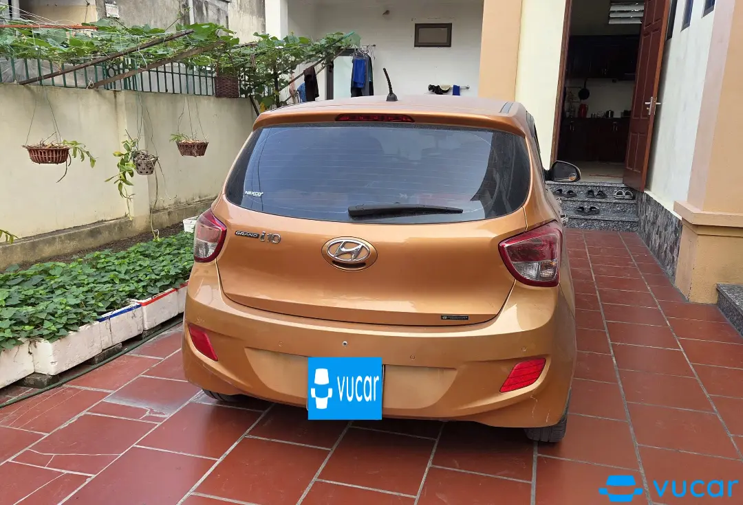 hyundai i10 1.0 - Ngoại thất 2