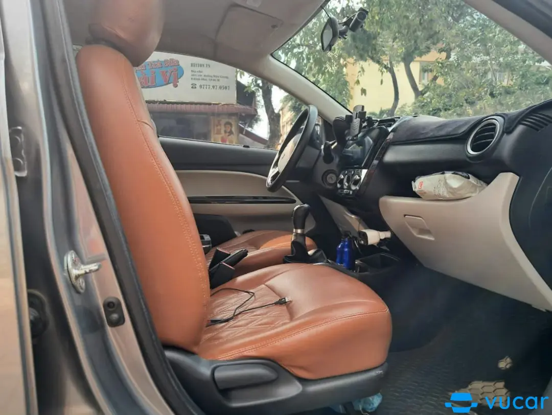 Mitsubishi Attrage 1.2L MT 2017 - Nội thất 1