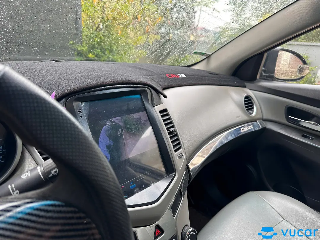 Chevrolet Cruze 2011 LS MT - Nội thất 3