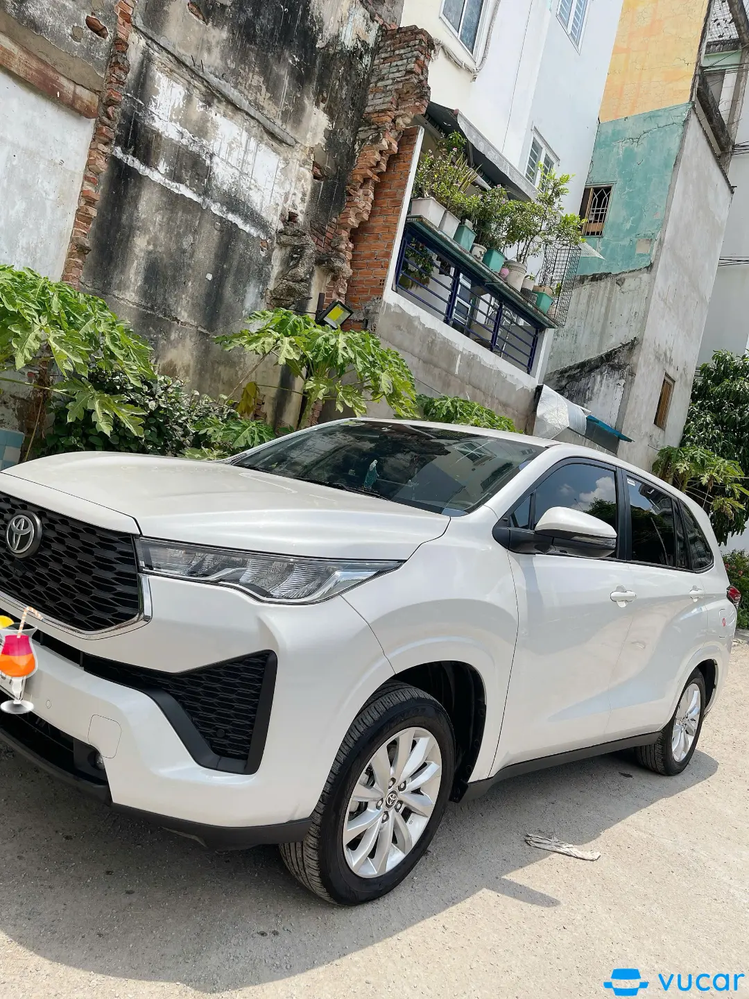 Toyota Innova Cross 2.0V CVT 2025 - Ngoại thất 4