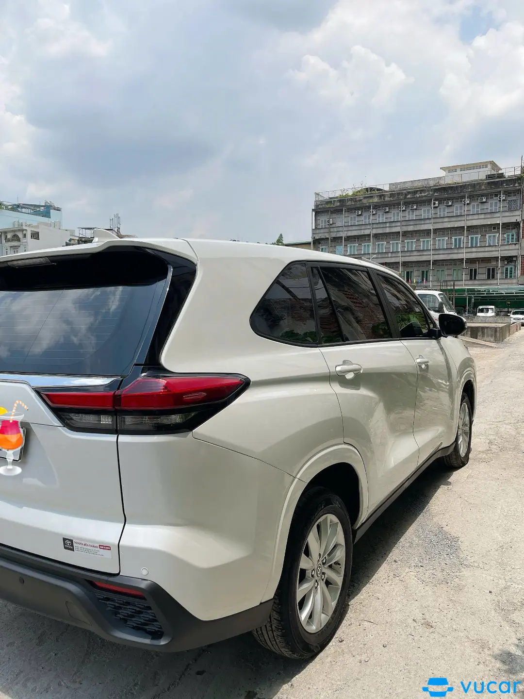 Toyota Innova Cross 2.0V CVT 2025 - Ngoại thất 5