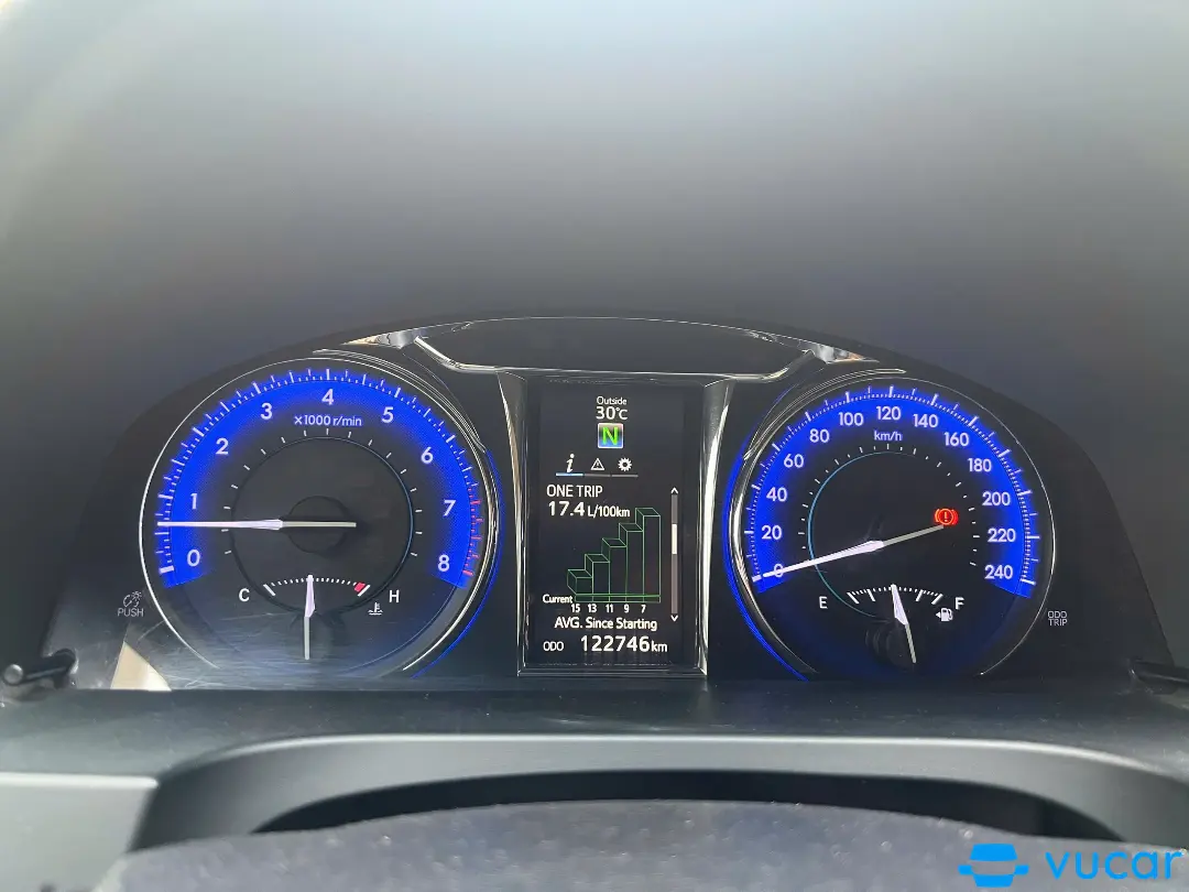 Toyota Camry 2.0 2015 - Nội thất 2