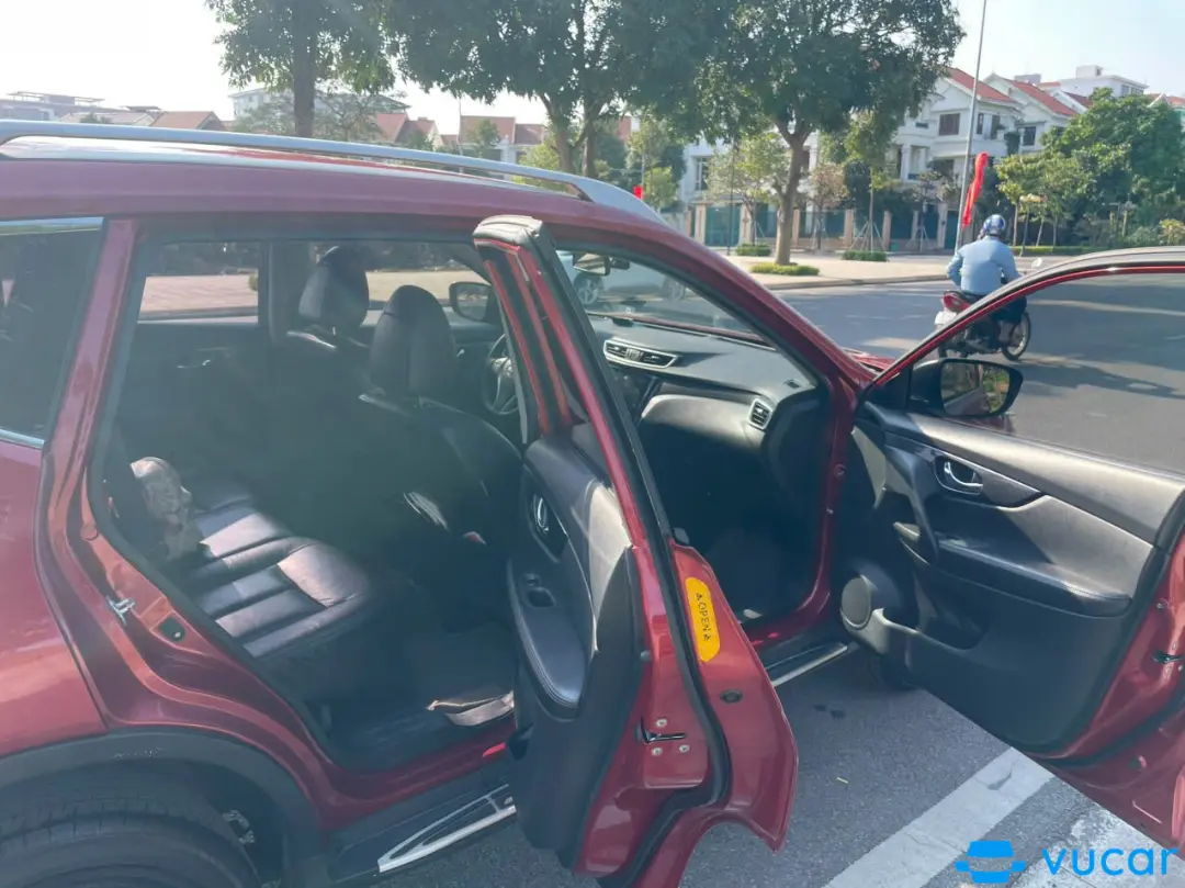Nissan X trail 2.0 2WD Premium 2018 - Nội thất 1
