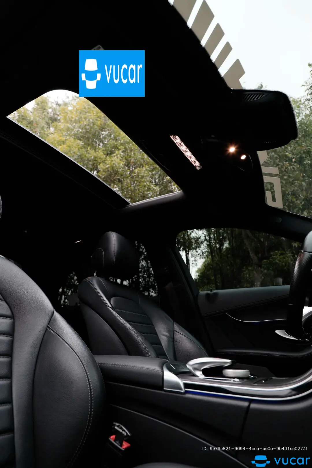 Mercedes C class C300 AMG 2020 - Nội thất 1