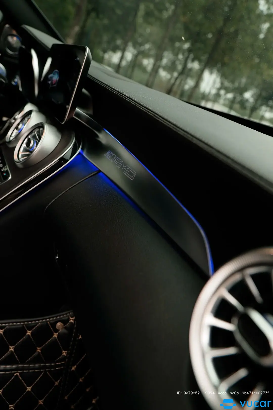 Mercedes C class C300 AMG 2020 - Nội thất 13