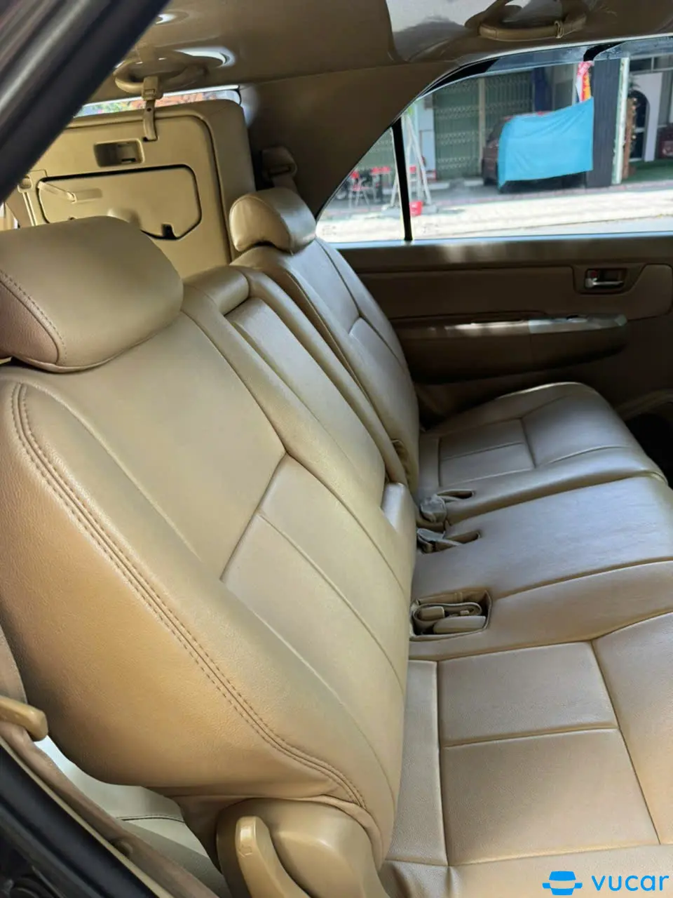 Toyota Fortuner 2011 - Nội thất 6