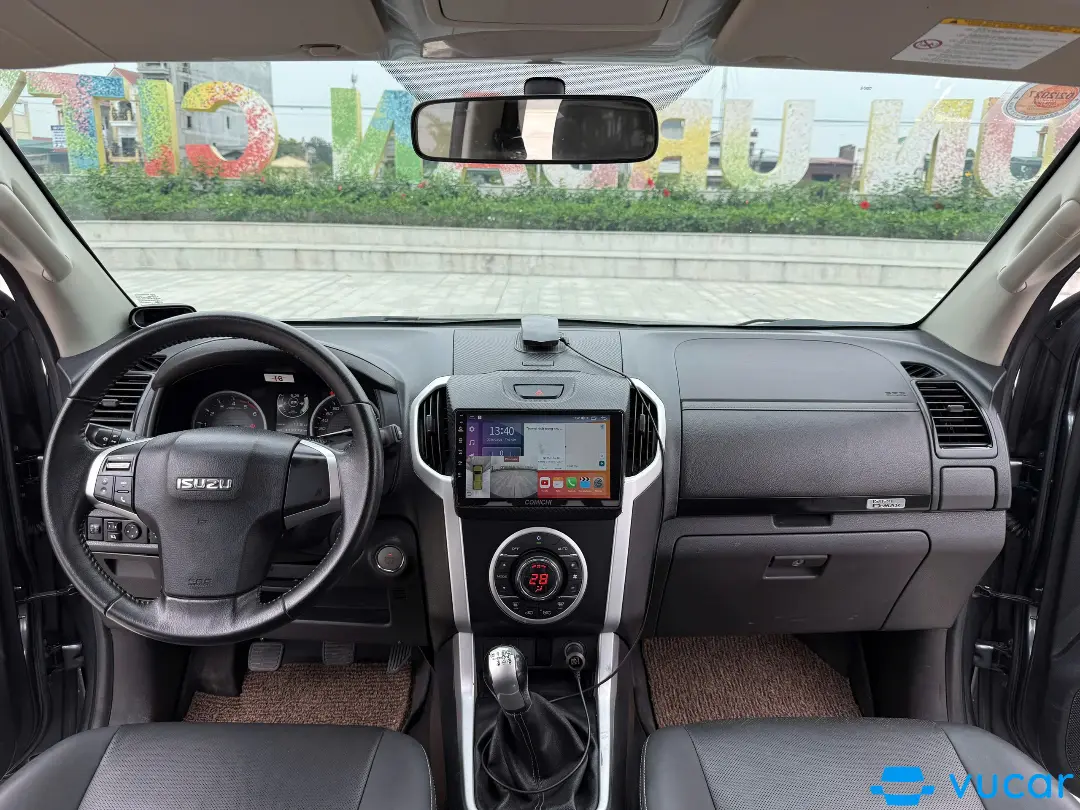 Isuzu Dmax LS 1.9L 4x2 MT 2019 - Nội thất 4