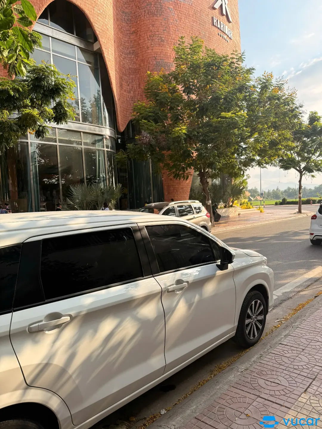 Toyota Avanza Premio 1.5 AT 2022 - Ngoại thất 5