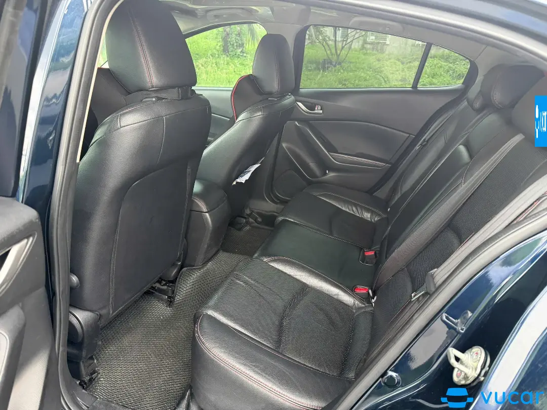 Mazda 3 1.5 AT 2017 - Nội thất 4
