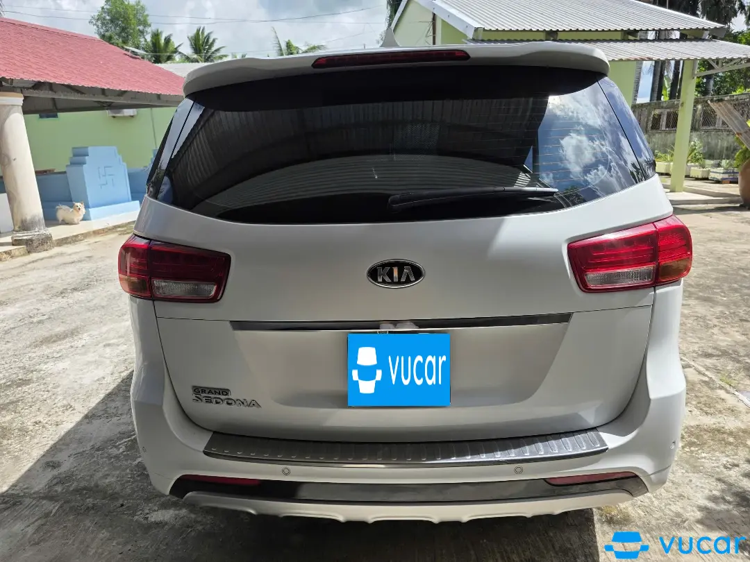 KIA Sedona 3.3L GATH 2017 - Ngoại thất 7