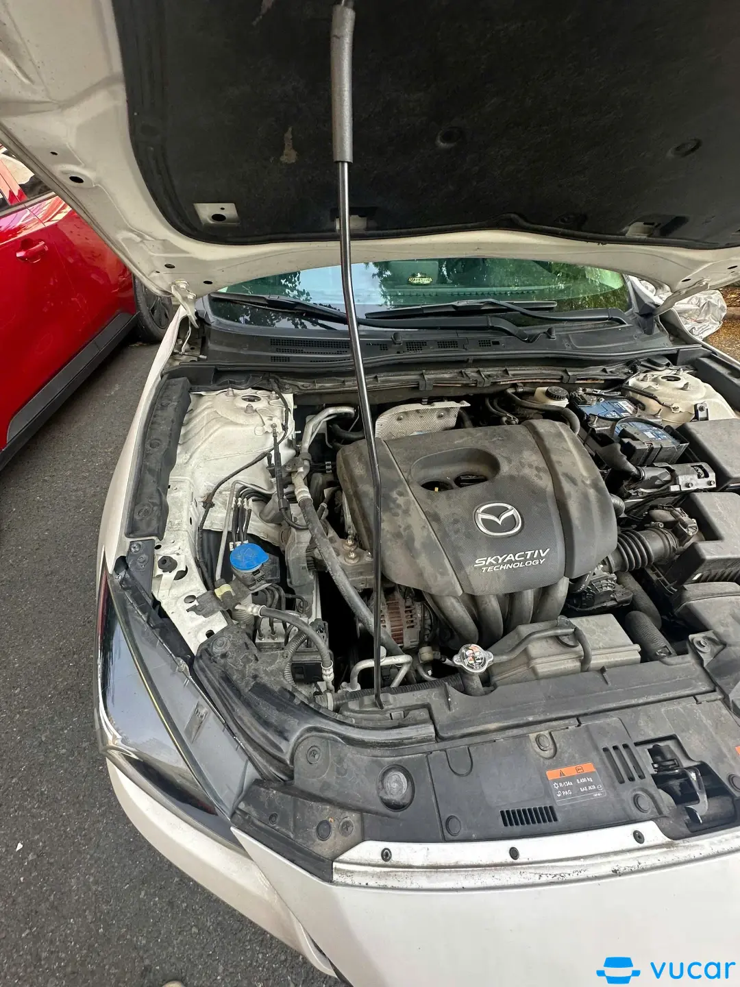 Mazda 3 1.5 AT 2017 - Khoang động cơ 2