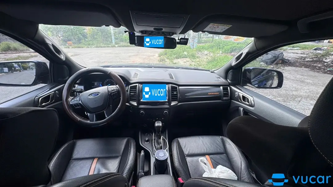 Ford Ranger Wildtrak 2.0L 4x4 AT 2021 - Nội thất 3