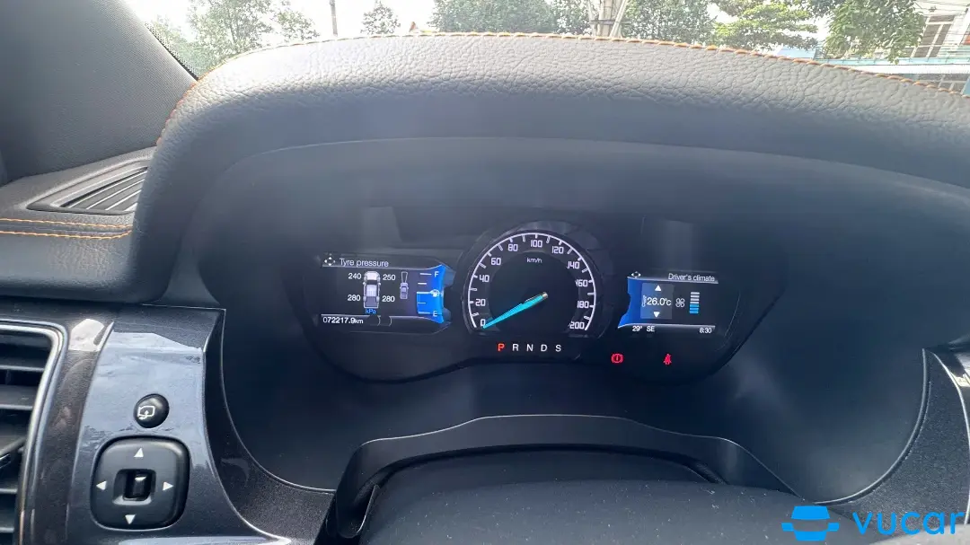 Ford Ranger Wildtrak 2.0L 4x4 AT 2021 - Nội thất 5