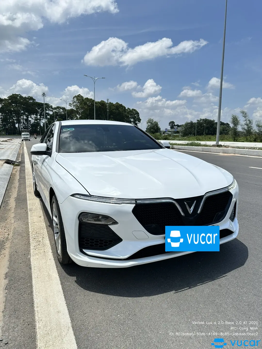 Vinfast Lux a 2.0 Base 2.0 AT 2020 - Ngoại thất 2