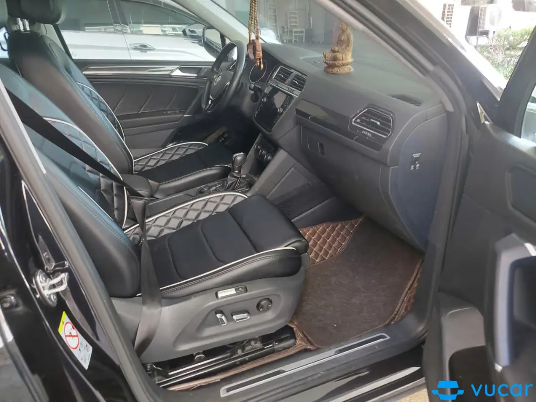 Volkswagen Tiguan Allspace 2018 - Nội thất 2