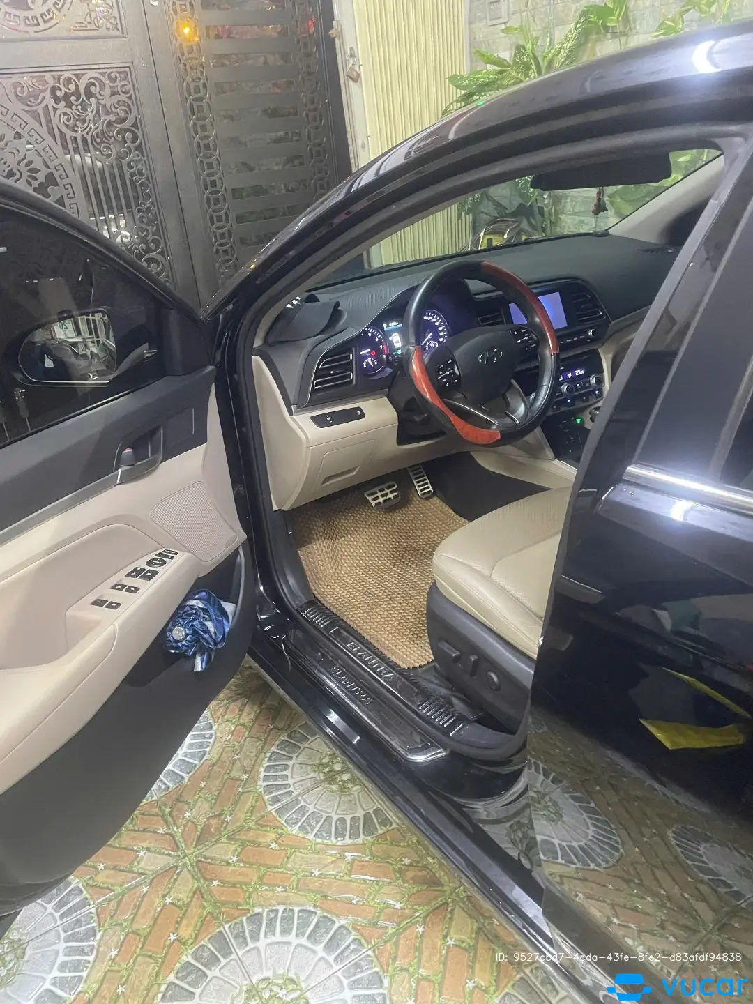 Hyundai Elantra 2.0 AT 2020 - Nội thất 3