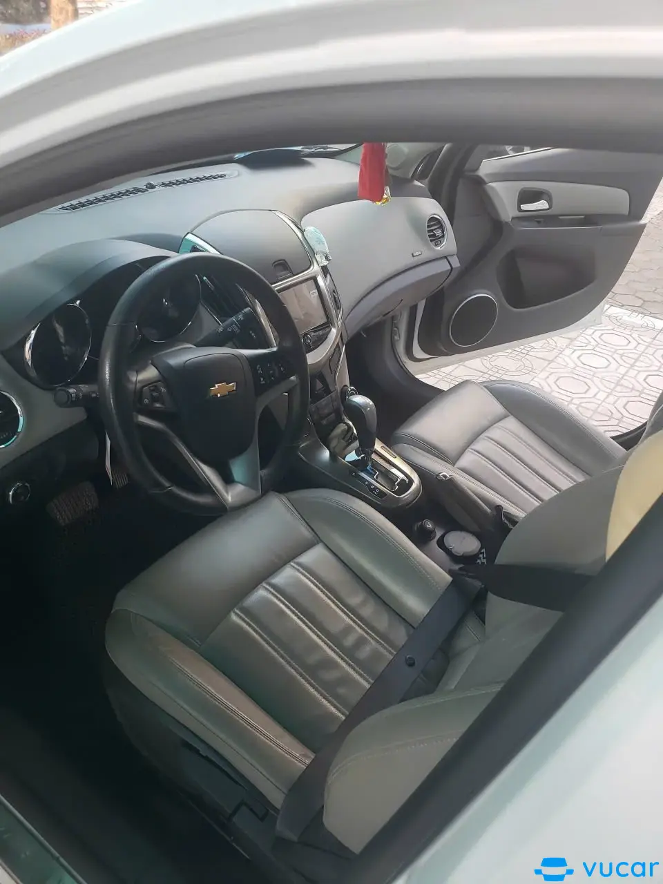 Chevrolet Cruze LTZ 1.8 AT 2016 - Nội thất 2