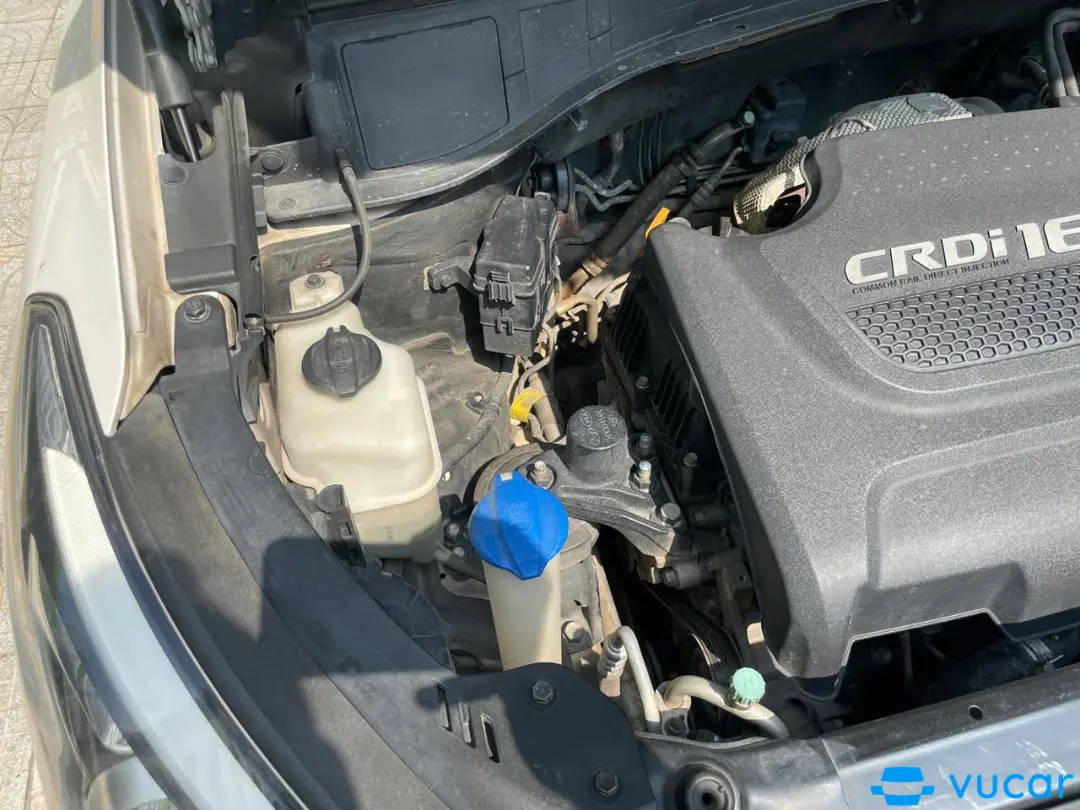 Hyundai Santa Fe Máy dầu cao cấp 2018 - Khoang động cơ 1