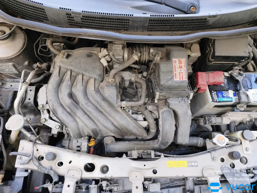 Nisssn sunny 1.5 XV hơn 2014 - Khoang động cơ 2