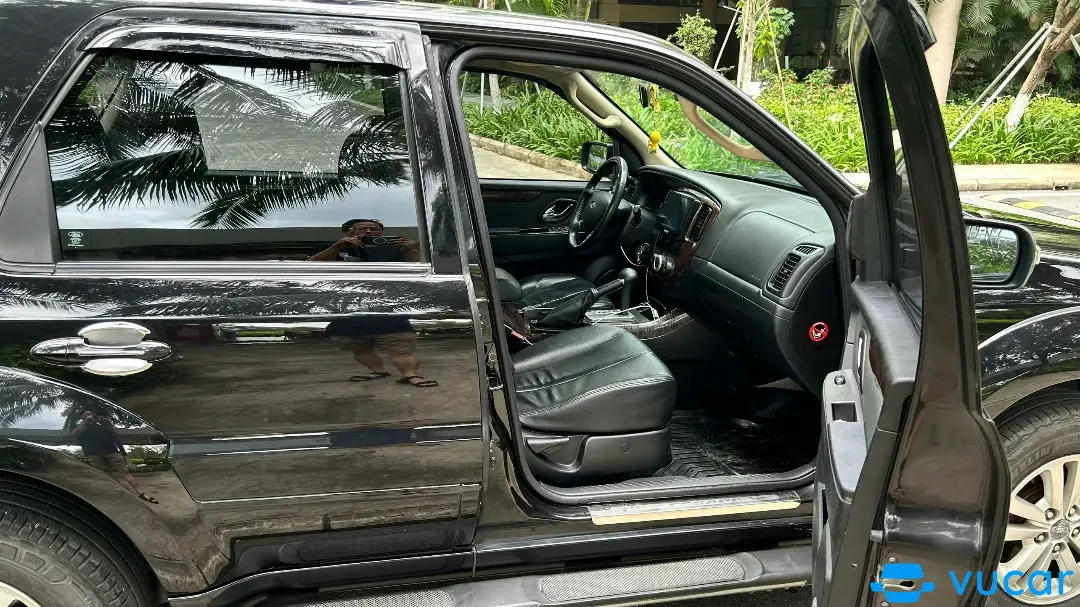 Ford Escape XLT 2.3L 4x4 AT 2010 - Ngoại thất 6